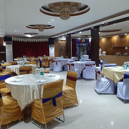 Hotel Platinum Plaza Rohtak Bagian luar foto